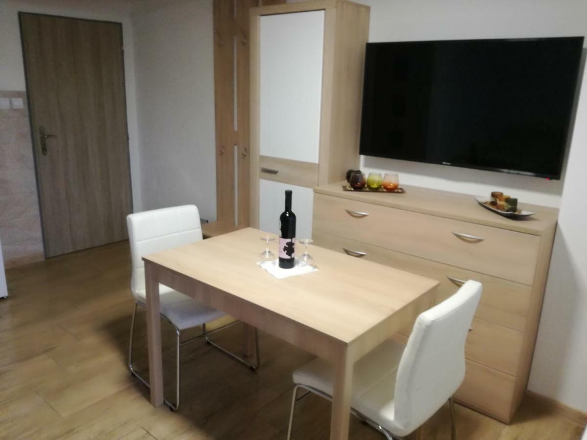 Apartman U Mareka Sucany Buitenkant foto